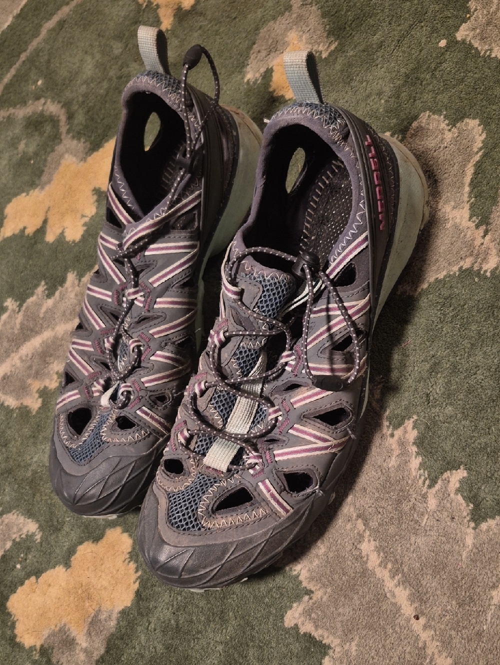 Women's Grey and Pink Athletic Sandals